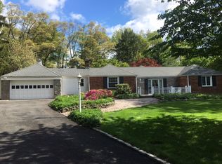 208 Spencer Rd, Basking Ridge, NJ 07920