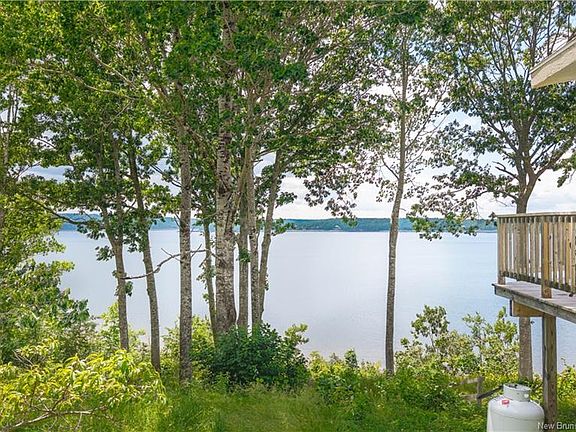 2nd image of 178 Hills Point Rd