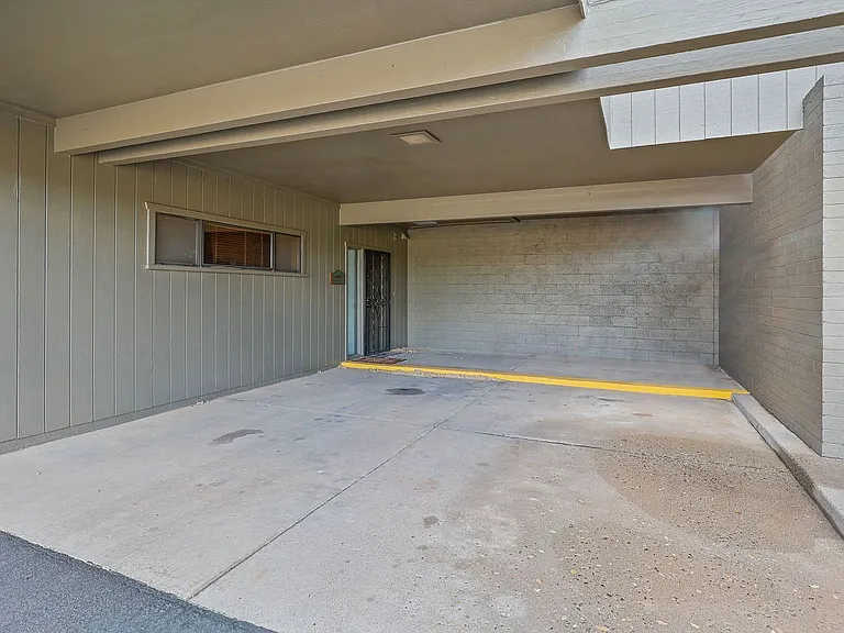 2650 N Valley View Rd #223 — Photo 2