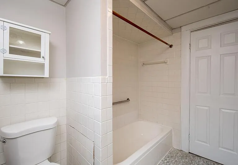 2433 Broadway #2 — Photo 14