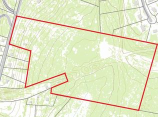 460 Station Rd, Rock Tavern, NY 12575