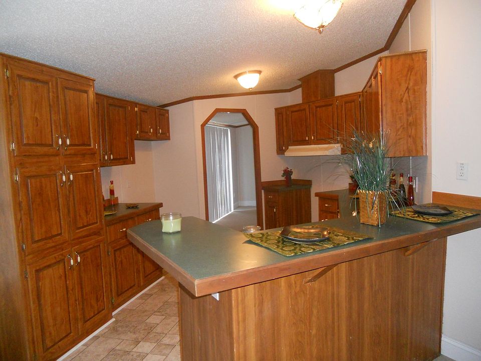 Breakfast Bar in Kitchen