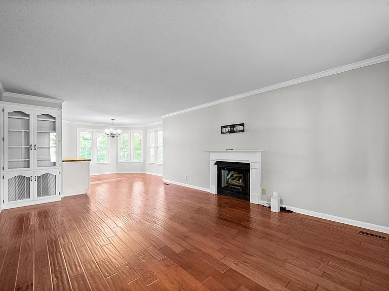 2861 Brothers Rd — Photo 6