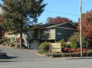 17420 NE Halsey St #11, Portland, OR 97230