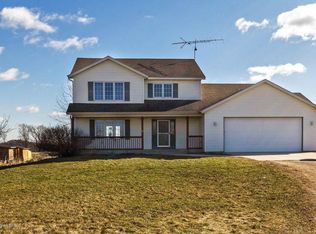 35017 568th St, Rochester, MN 55906