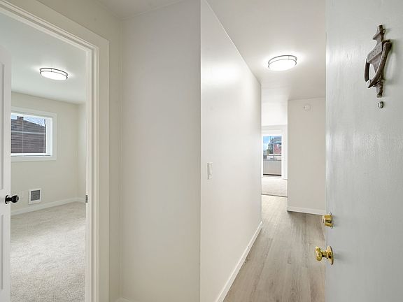5th image of 5656 California Ave SW APT 107