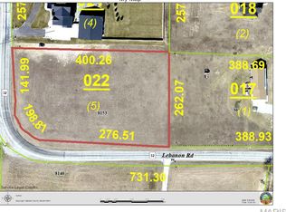 8153 Lebanon Rd, Troy, IL 62294