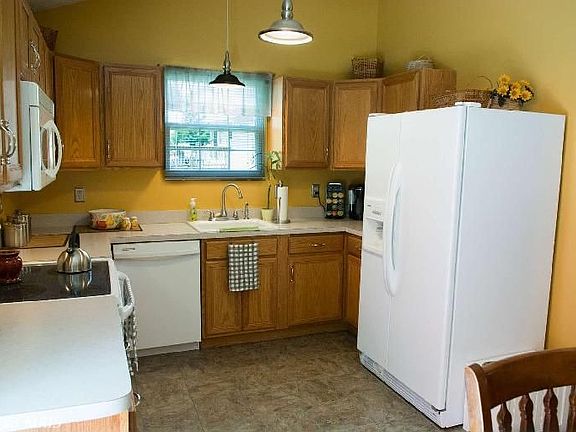 5th image of 639 Los Alamos Ln