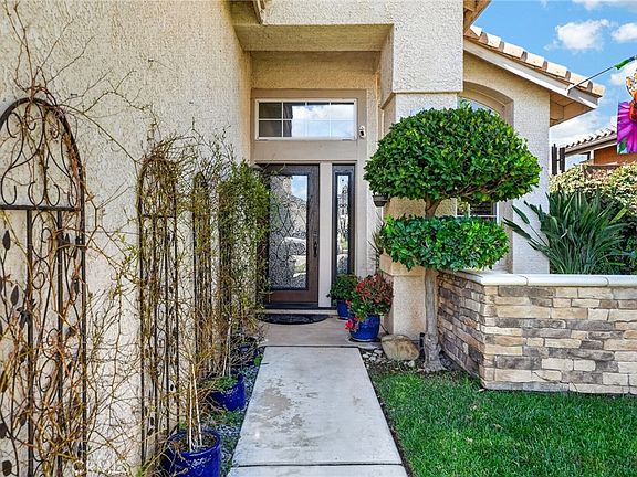 3rd image of 35078 Willow Springs Dr