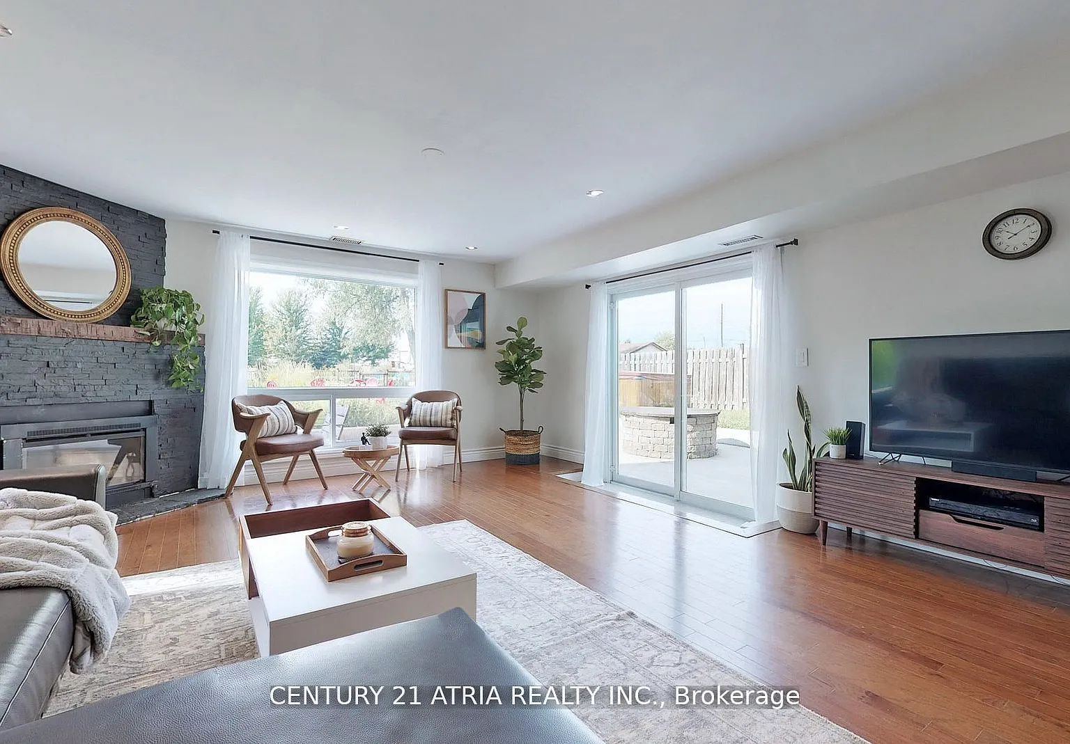3 bed, $3,100 — Photo 3