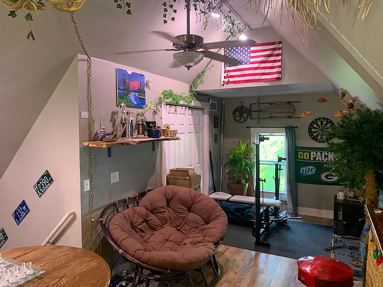 2726 N Oakland Ave #UPPER — Photo 7
