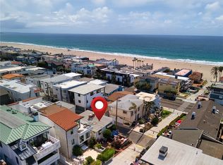 216 6th St, Manhattan Beach, CA 90266