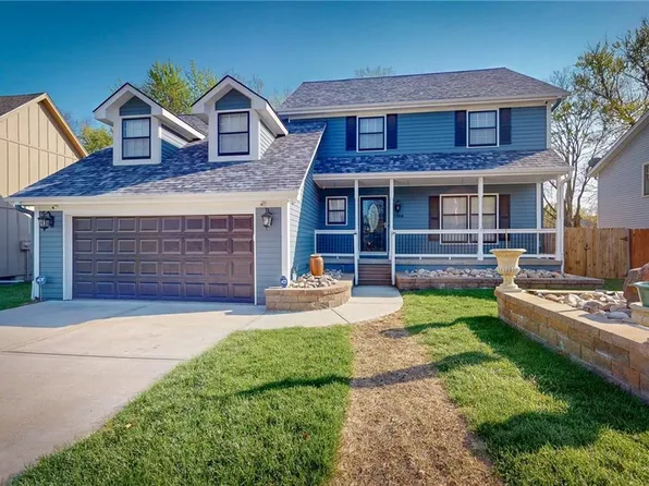 1305 SE 6th St, Lees Summit, MO 64063