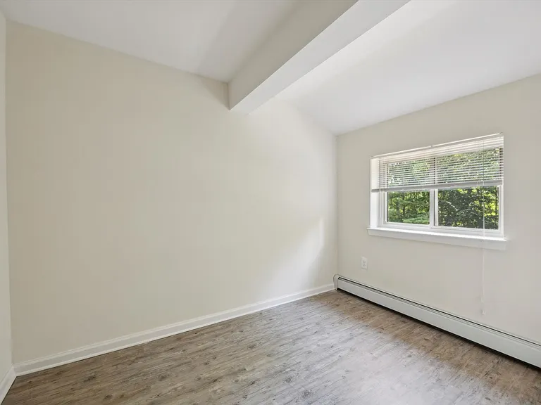 340 Media Station Rd — Photo 18