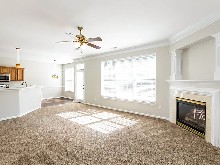 7027 Merrymount Ct — Photo 4