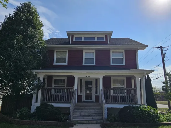1434 Elm St, Rockford, IL 61102