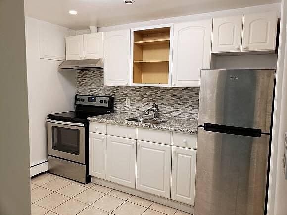1st image of 1530 Kennellworth Pl