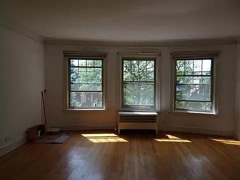 4th image of 6113 N Francisco Ave #2