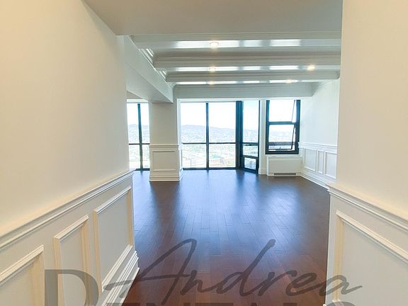 4th image of 6363 Christie Ave APT 3014