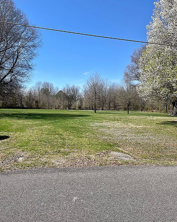 1st image of 303 Rudd Spees Rd
