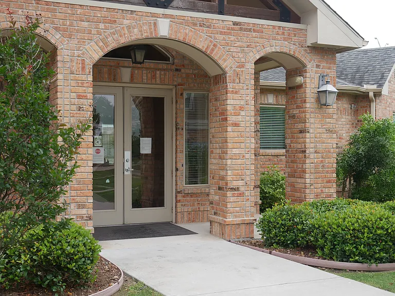 The Reserve Apartments — Photo 9