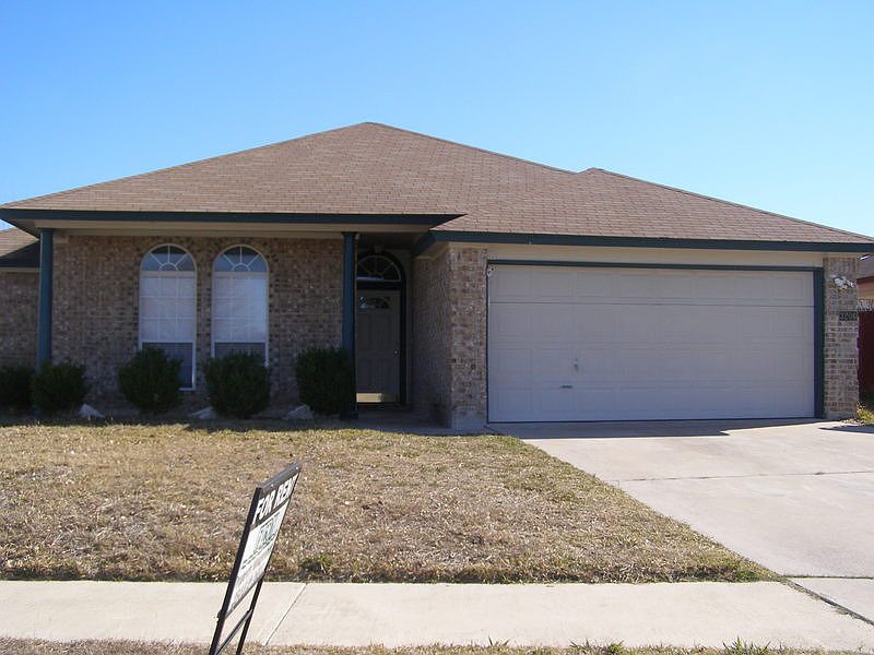 1st image of 3206 Levy Ln