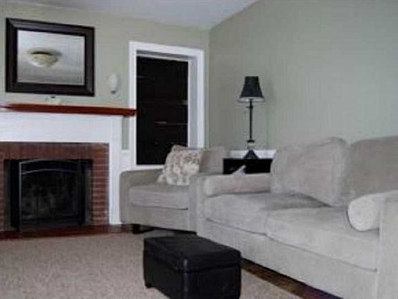 2nd image of 34 Ethel St