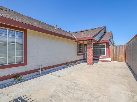 5th image of 8100 Halladale Ct