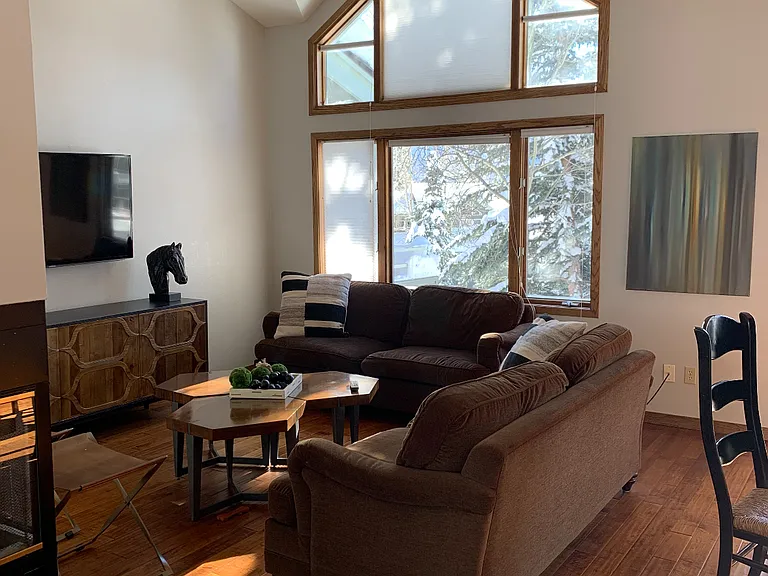 10 Saint Andrews Cir — Photo 3