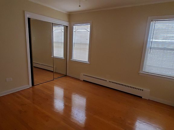 5th image of 2715 W Winnemac Ave