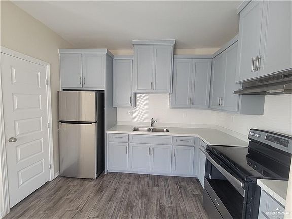 4th image of 810 N Missouri St #3