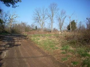 S Rainbow Rd, Rogers, AR 72758