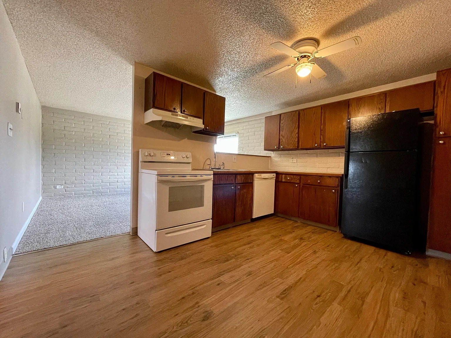 2 bed, 1485 sqft, $1,485 — Photo 4