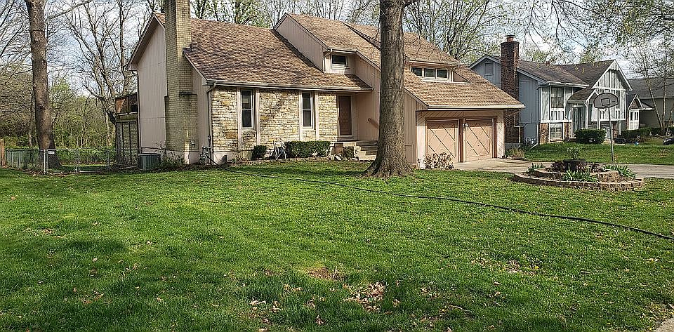 Beautiful cul-de-sac home!