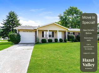 2920 Mallard Dr, Saint Charles, MO 63301