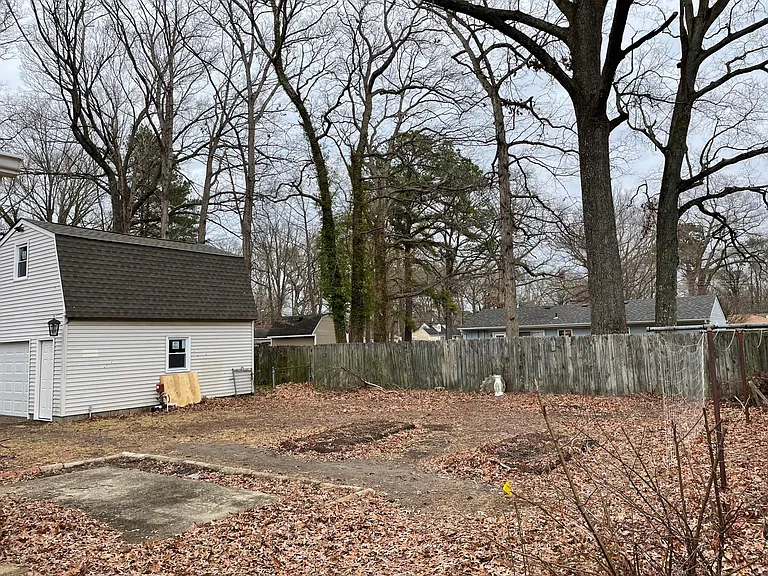 420 Grenfell Ave — Photo 3