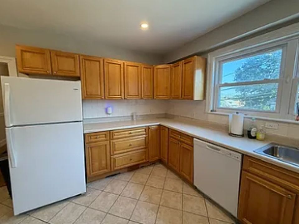 1st image of 288 Foster St #1