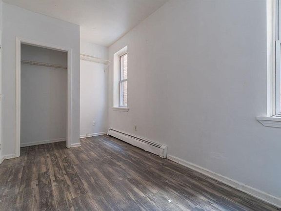 4th image of 2260 Old Sixth Ave #3