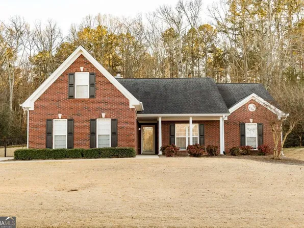 714 Overlook Dr, Winder, GA 30680