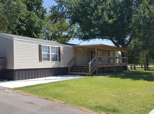808 E Martin Luther King Blvd, Willis, TX 77378