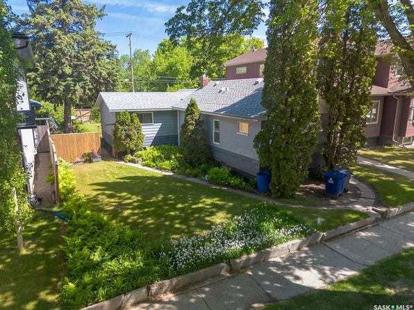 712 31st STREET W, Saskatoon, SK S7L 0R6