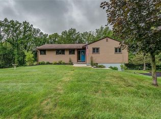 404 Churchill Ln, Fayetteville, NY 13066