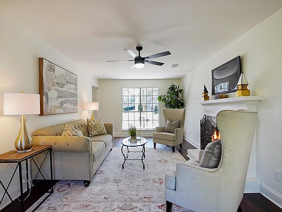 5th image of 7802 S View Ln