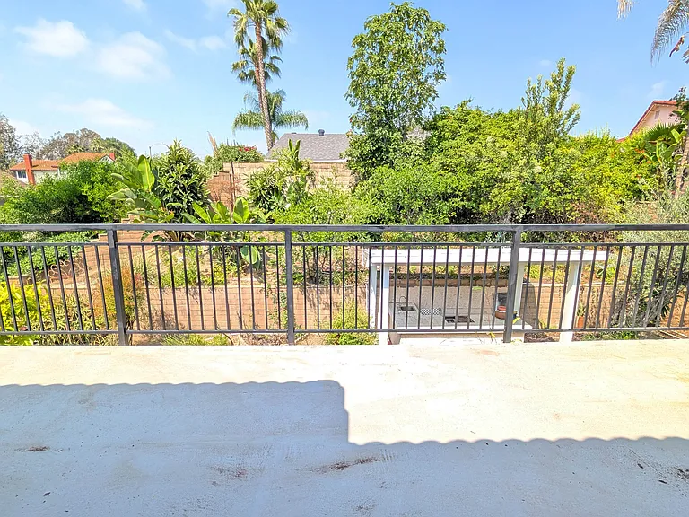 705 Lone Eagle Rd — Photo 33