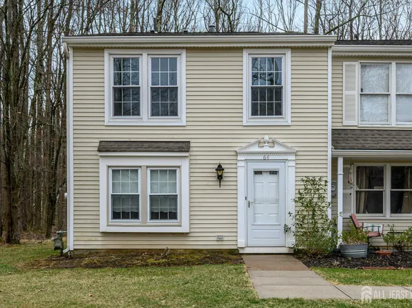 64 Cottonwood Ct, Monmouth Junction, NJ 08852