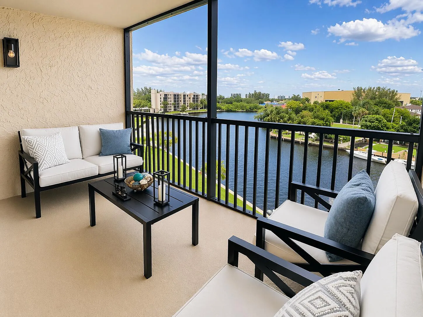 2 bed, 2.0 bath, 1095 sqft, $4,000 — Photo 1