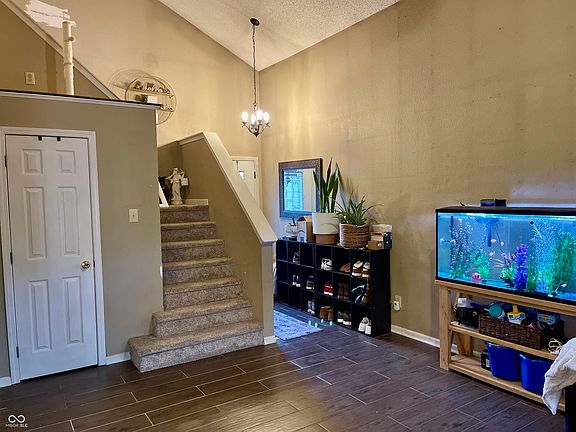 3rd image of 4538 Redcliff South Ln