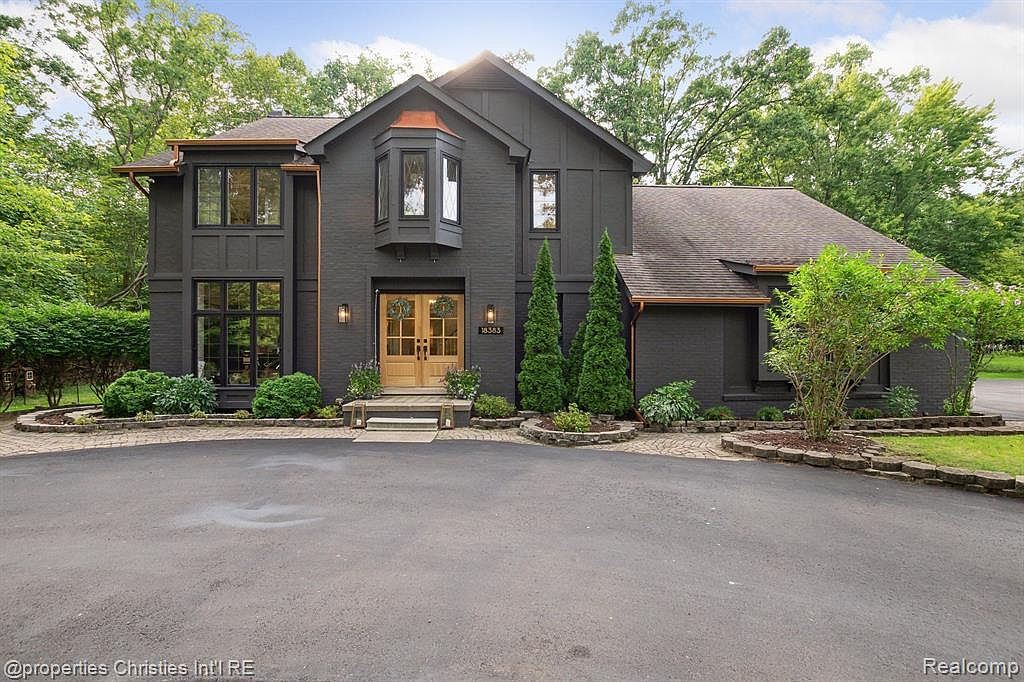 18383 Van Rd, Livonia, MI 48152 Zillow