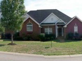 1018 Marshall St, Hendersonville, TN 37075