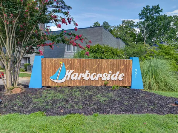 301 Harbor Heights Dr APT 21A, Lexington, SC 29072